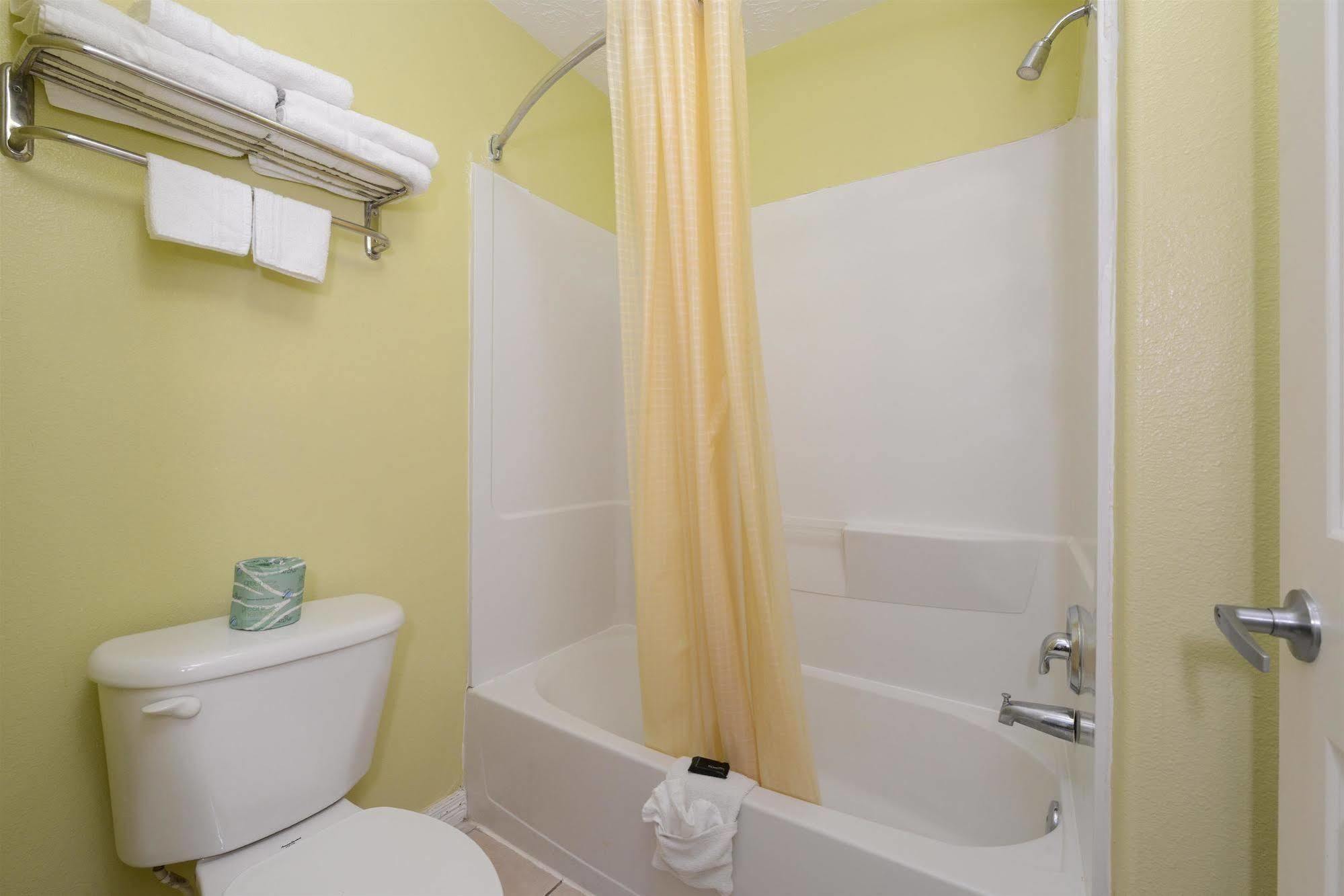 Americas Best Value Inn & Suites Waller/Prairie View Luaran gambar