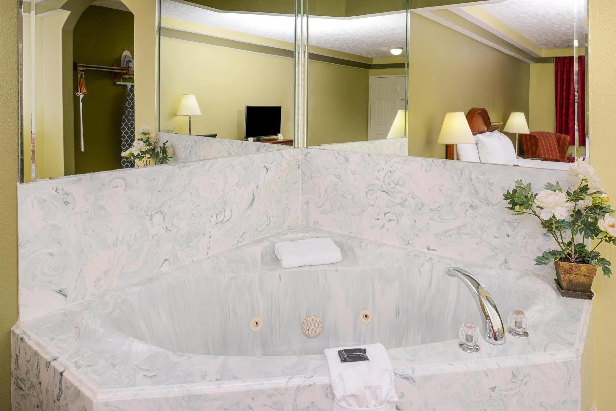 Americas Best Value Inn & Suites Waller/Prairie View Luaran gambar